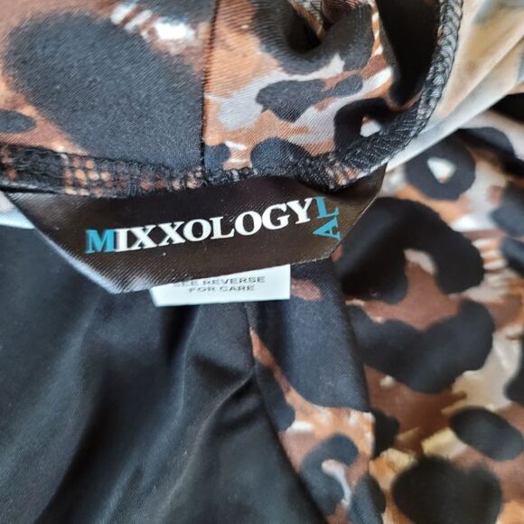 Mixxology LA womens 3X plus size mini dress womens pullover retro short sleeve s - Picture 3 of 6